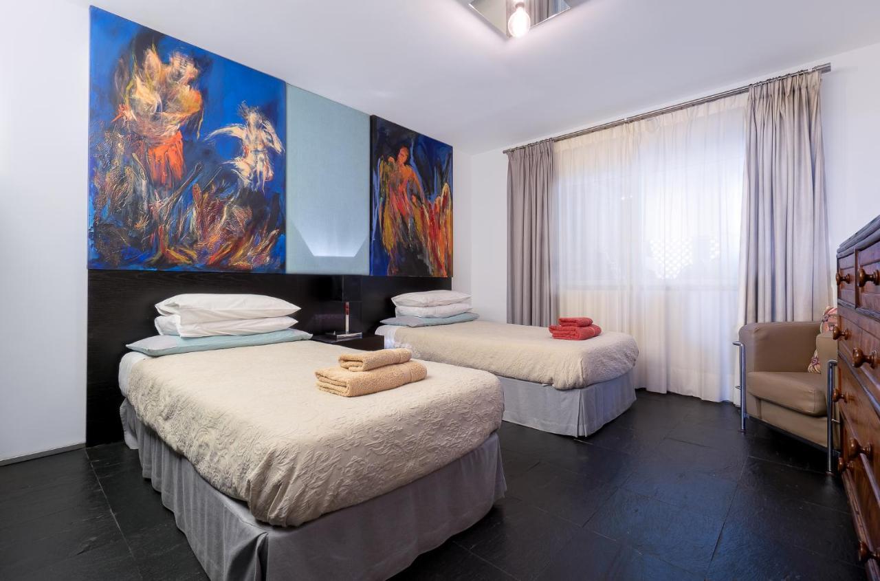 By The Atlantic 3-bedroom Apartament *